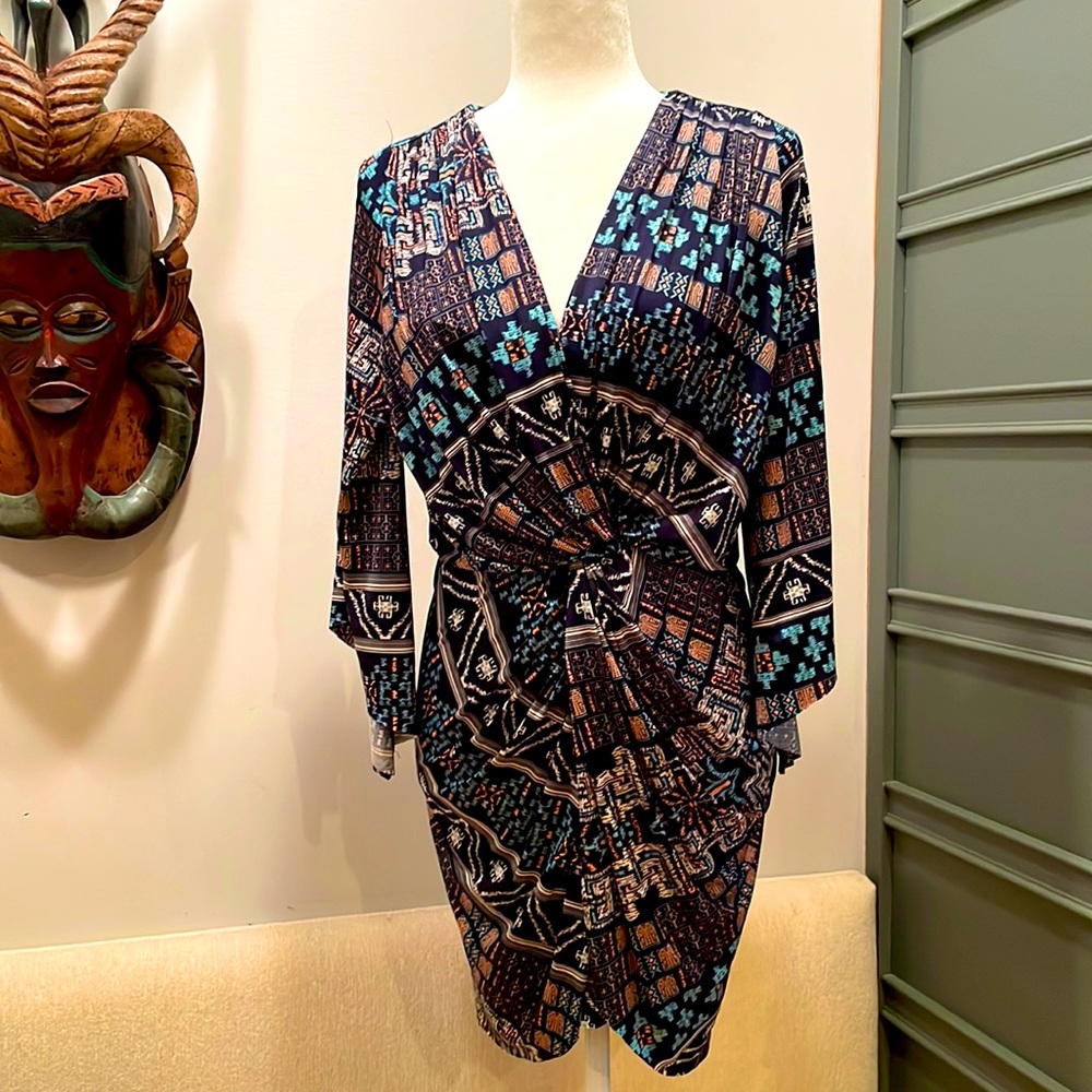 Super sexy MISA Los Angeles minidress (pattern different front cover photo!)